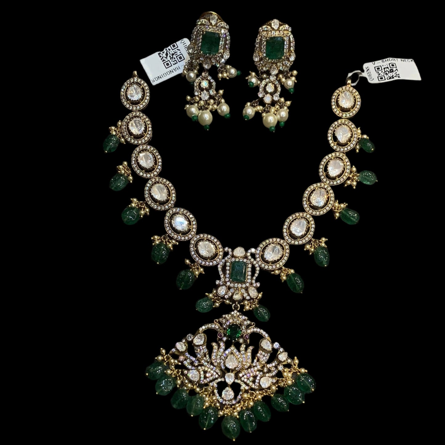Victorian Necklace With Earrings QSVNE0016